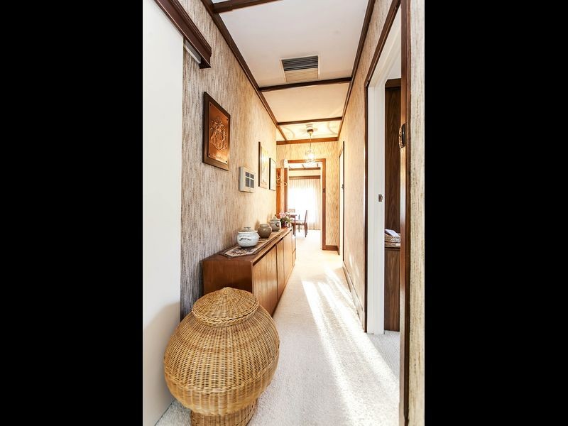 25 Salisbury Avenue, Valley View SA 5093