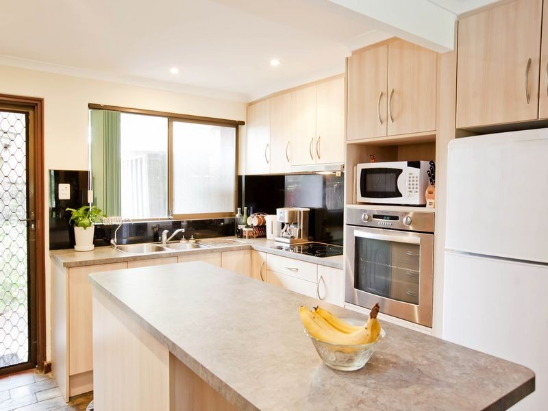 27 Brebner Drive, West Lakes SA 5021