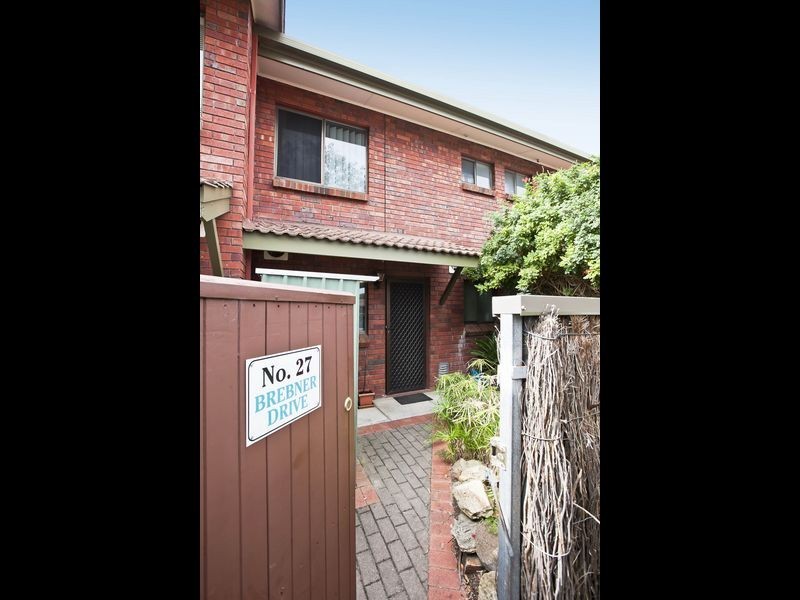 27 Brebner Drive, West Lakes SA 5021