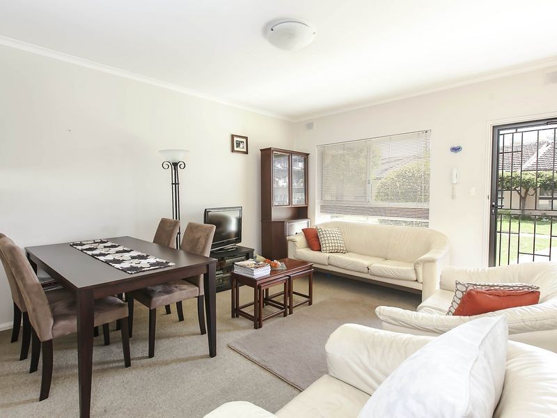 3/2 Bach Crescent, Seaton SA 5023