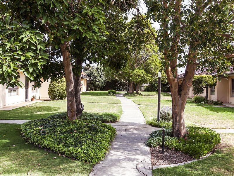 3/2 Bach Crescent, Seaton SA 5023