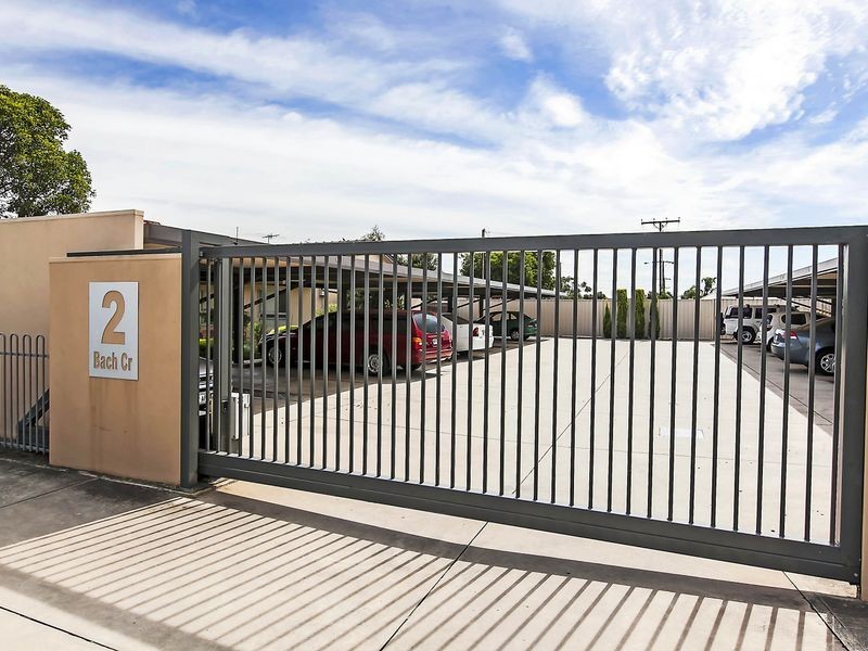 3/2 Bach Crescent, Seaton SA 5023