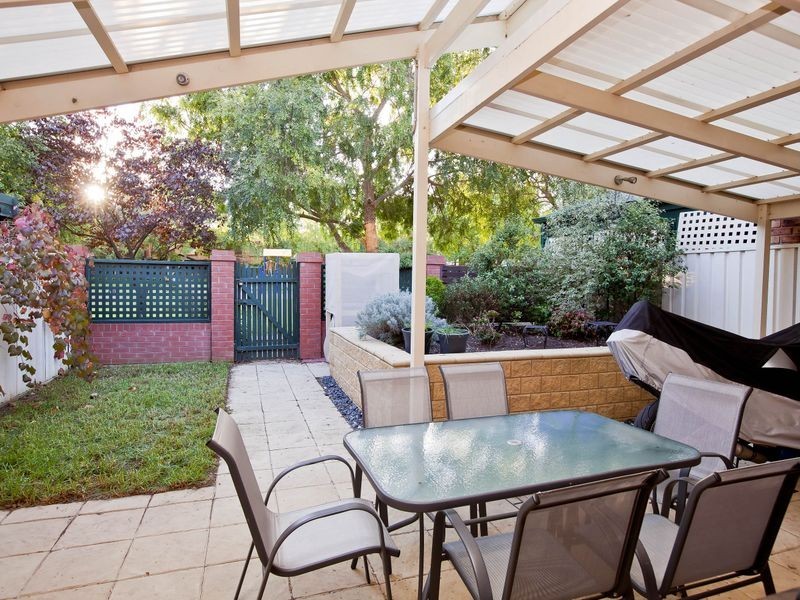 10 Francis Ridley Circuit, Brompton SA 5007