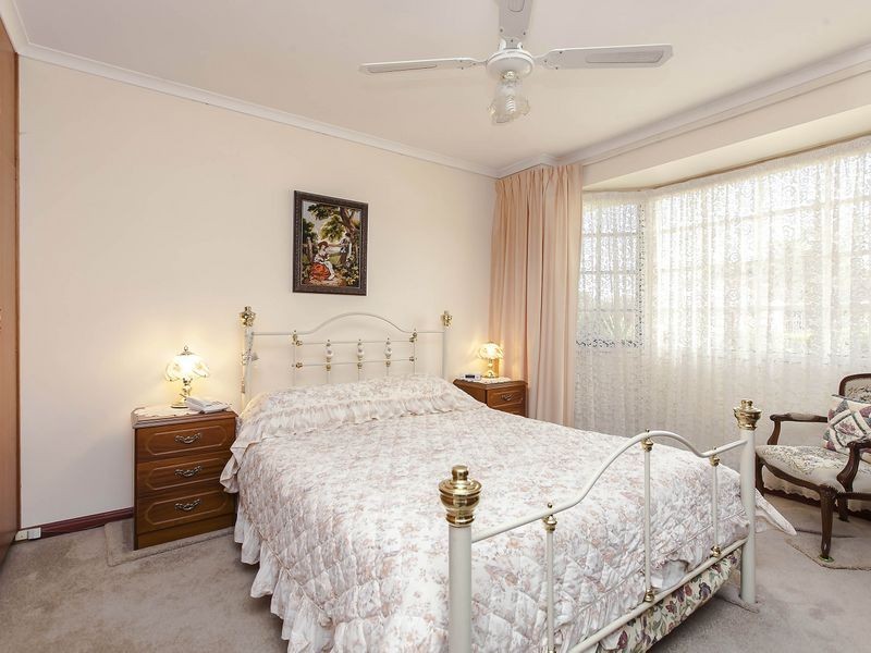 2/28 Lochside Drive, West Lakes SA 5021