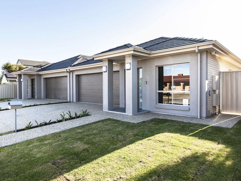 2a Daly Crescent, West Lakes Shore SA 5020