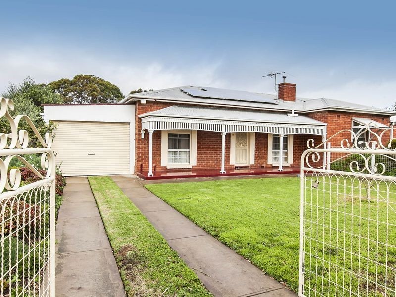 19 Carey Avenue, Seaton SA 5023
