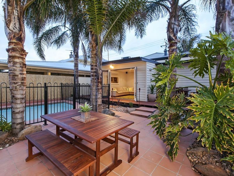 42 Exmouth Road, Glanville SA 5015