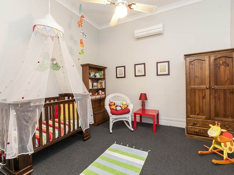 42 Exmouth Road, Glanville SA 5015