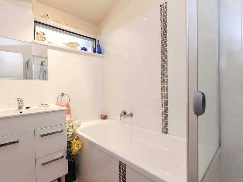 9 Noosa Place, West Lakes Shore SA 5020