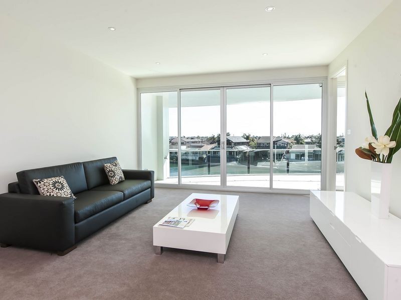 27/155 Brebner Drive, West Lakes SA 5021