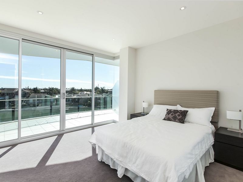 27/155 Brebner Drive, West Lakes SA 5021