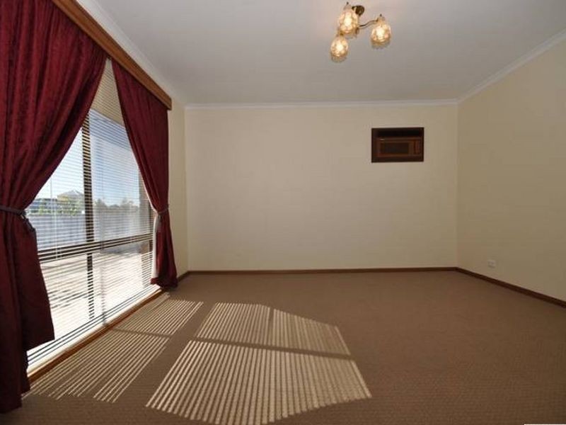 470 Main North Road, Evanston Park SA 5116