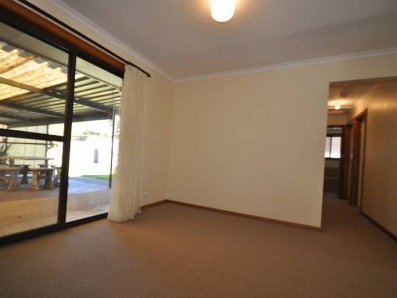 470 Main North Road, Evanston Park SA 5116