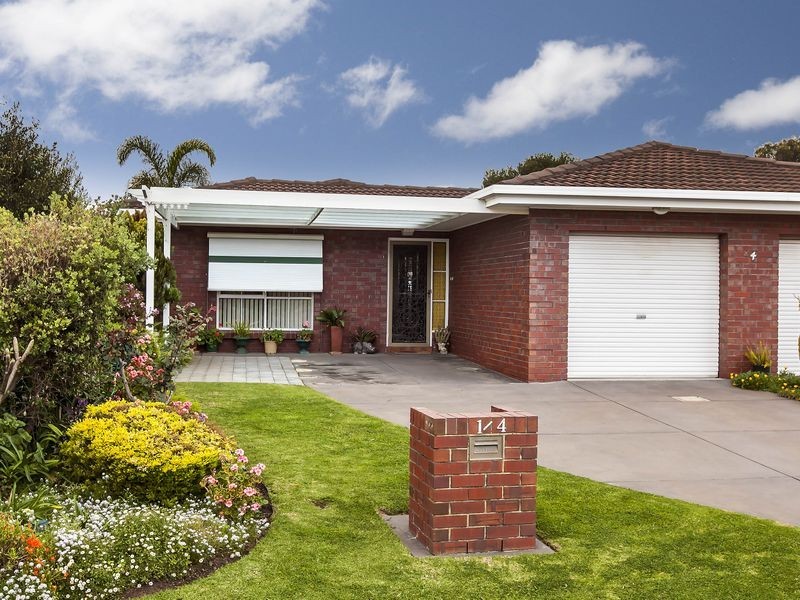 1/4 Moorea Court, West Lakes SA 5021