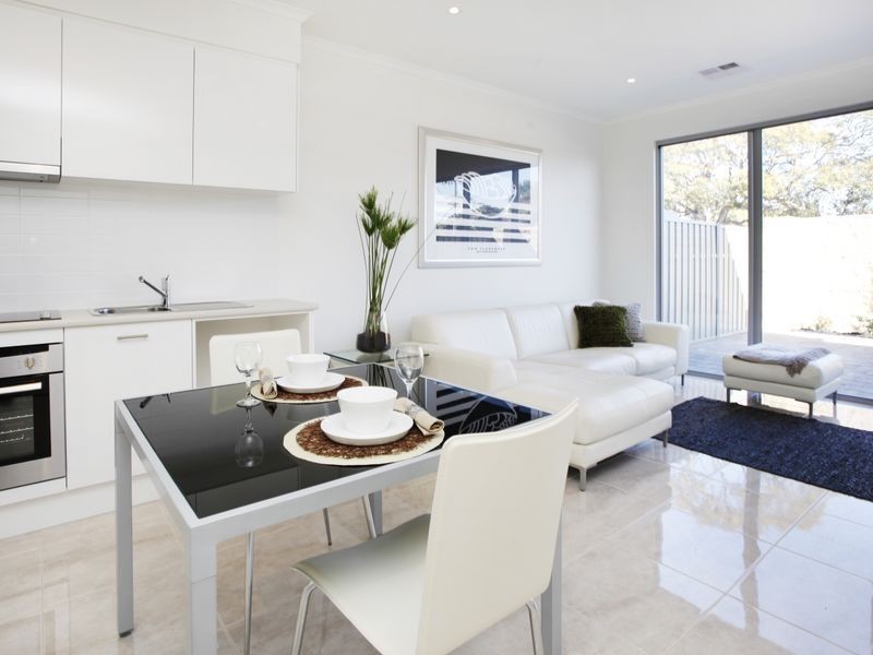 1&2/14 River Way (The Reserve), Fulham Gardens SA 5024