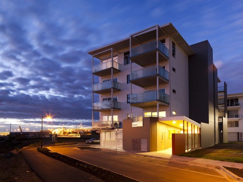 8/21-25 Euston Walk, Mawson Lakes SA 5095