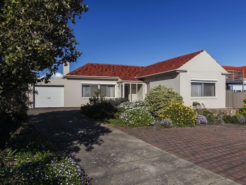 122 Seaview Road, Tennyson SA 5022