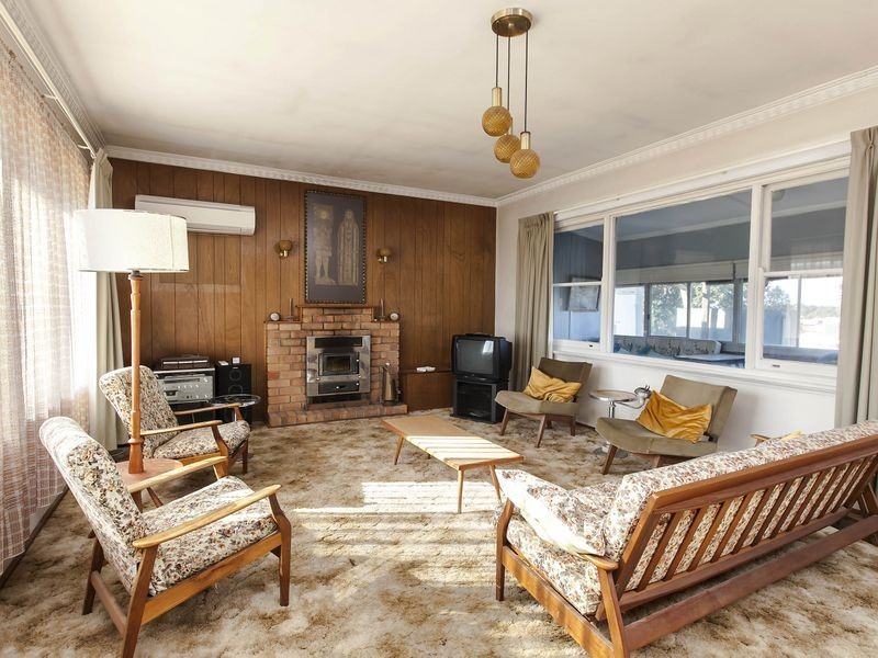 122 Seaview Road, Tennyson SA 5022