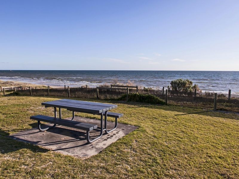 122 Seaview Road, Tennyson SA 5022