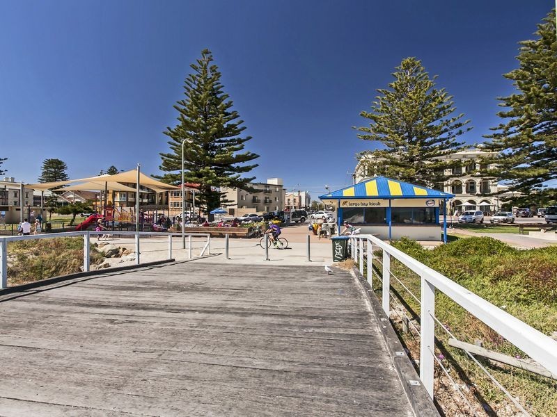 2/1 Jetty Road, Largs Bay SA 5016