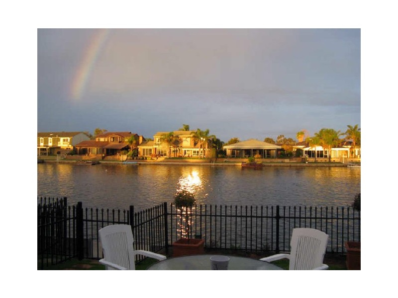 2/8 Anglers Court, West Lakes Shore SA 5020