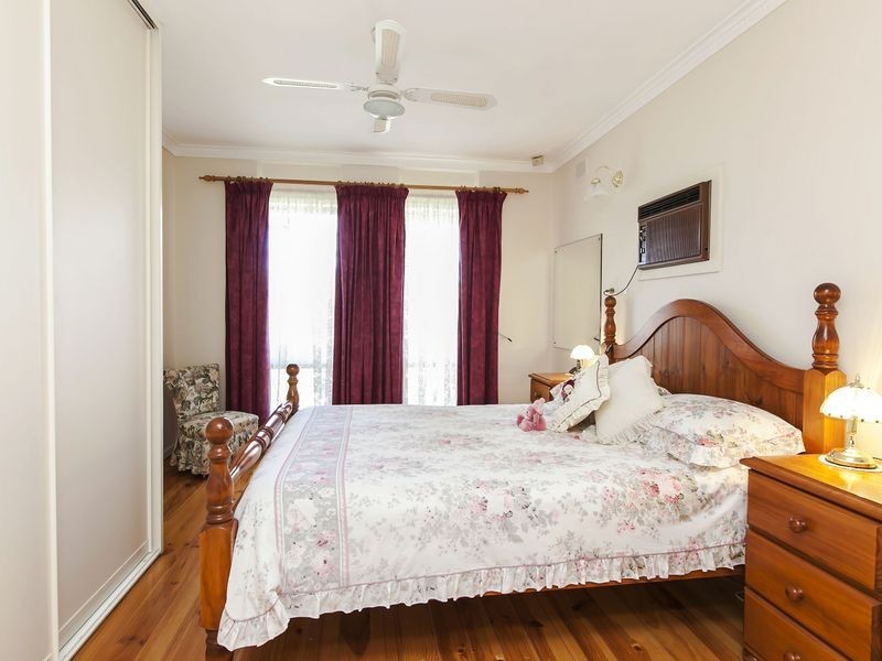 12 Mara Place, West Lakes SA 5021