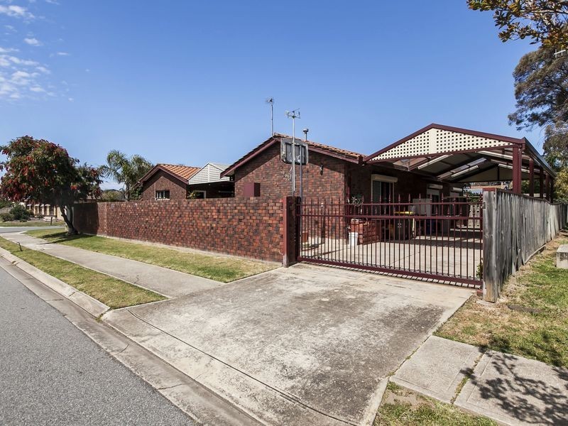12 Mara Place, West Lakes SA 5021