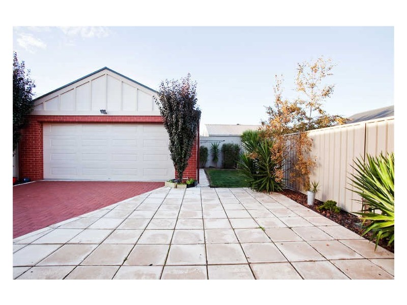 11 Maclagan Avenue, Allenby Gardens SA 5009