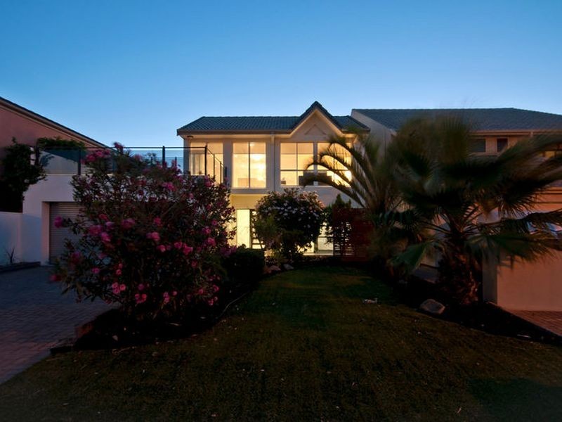 90 Gulf Point Drive, North Haven SA 5018