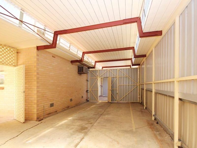 11 Lindsay Street, Elizabeth Downs SA 5113