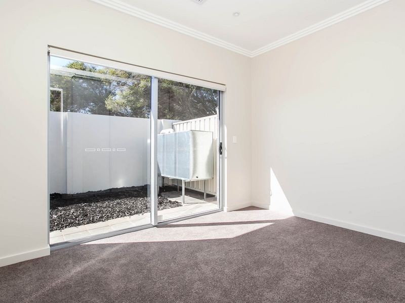 1 Maramba Avenue, West Lakes SA 5021