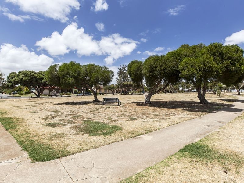 31 Manly Circuit, West Lakes Shore SA 5020