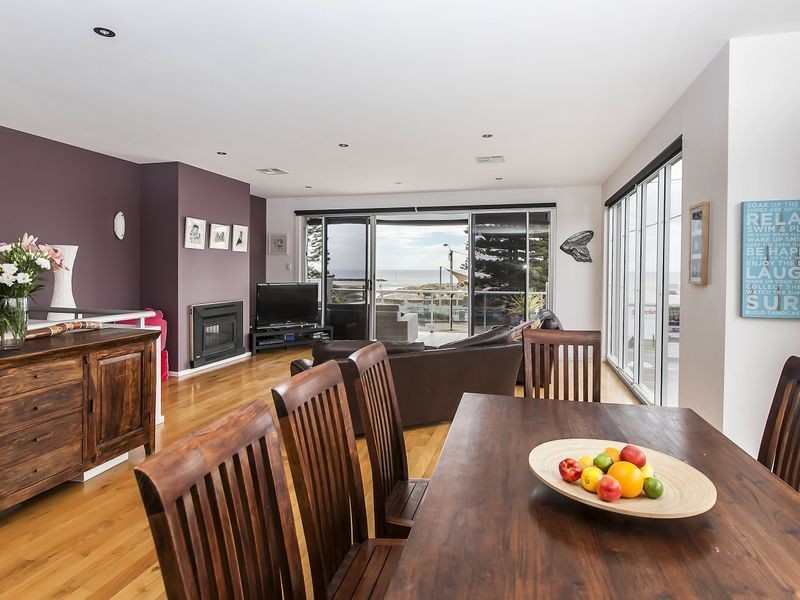 13 Esplanade, Semaphore South SA 5019