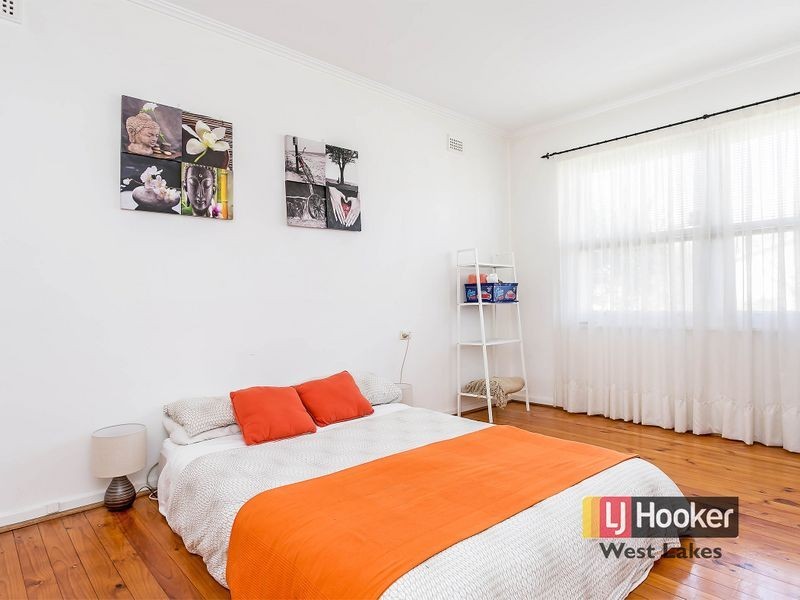 2 Reginald Avenue, Findon SA 5023