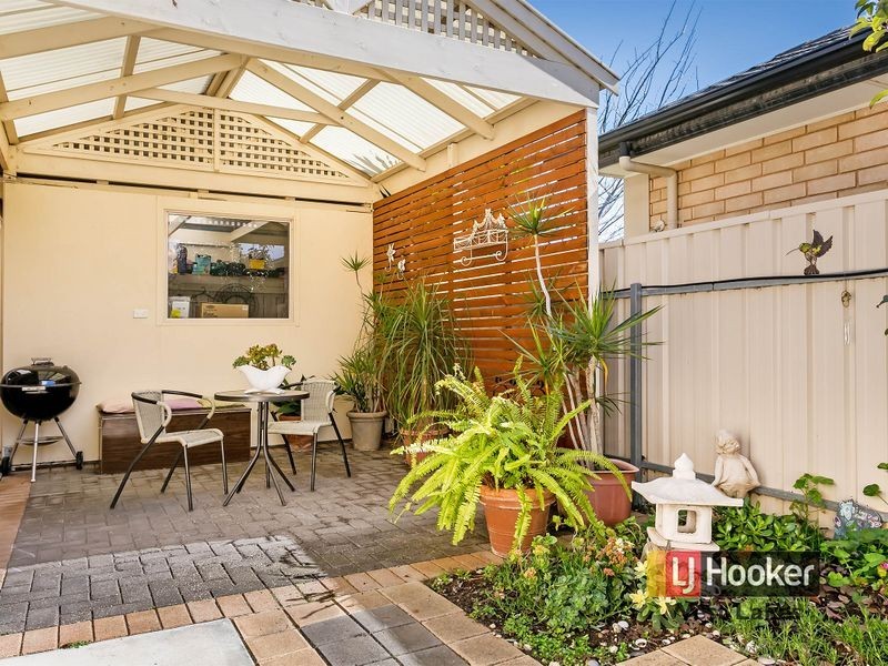 2 Reginald Avenue, Findon SA 5023