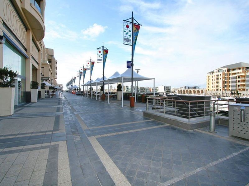 403/19 Holdfast Promenade, Glenelg SA 5045