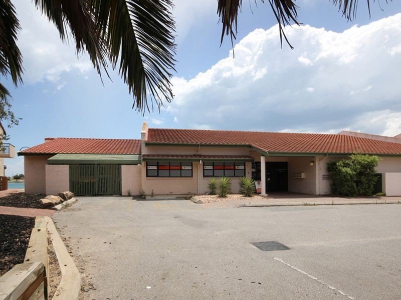 1/151 Brebner Drive, West Lakes SA 5021