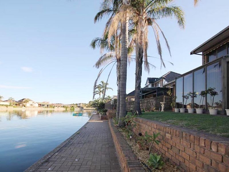 14 McDonald Grove, West Lakes SA 5021