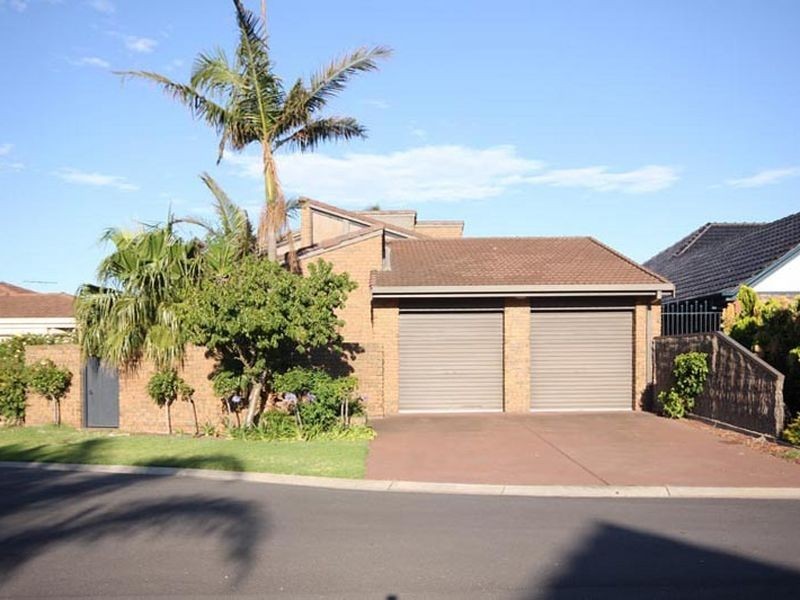 14 McDonald Grove, West Lakes SA 5021
