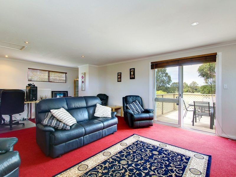 74 Lochside Drive, West Lakes SA 5021