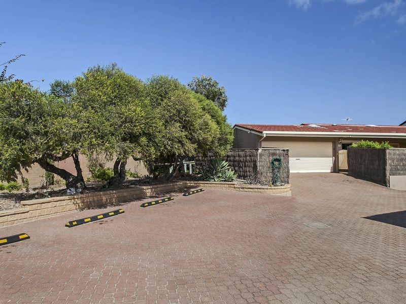 52 Sandpiper Place, West Lakes Shore SA 5020