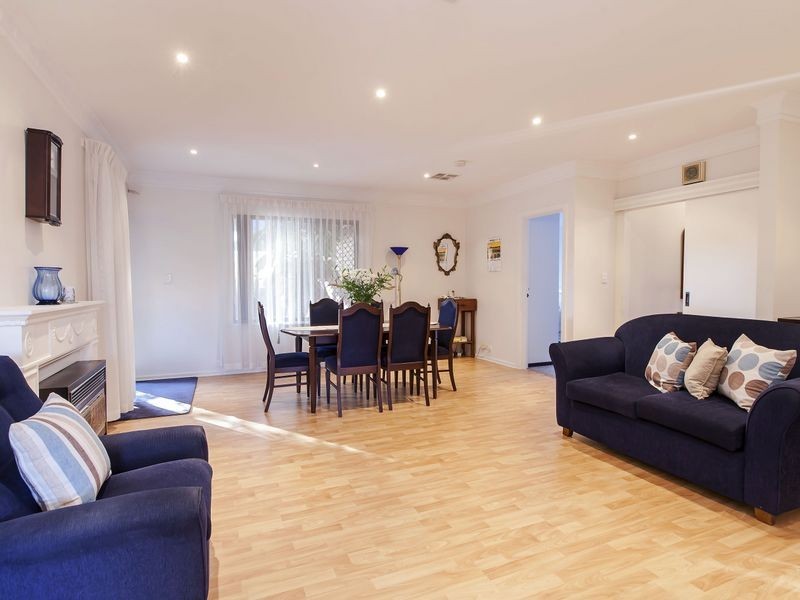 12 Dame Pattie Circuit, West Lakes SA 5021