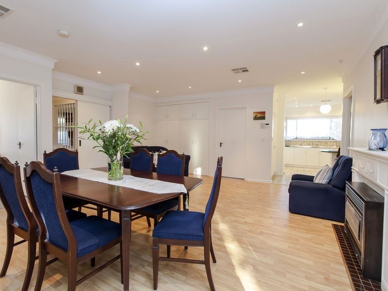 12 Dame Pattie Circuit, West Lakes SA 5021