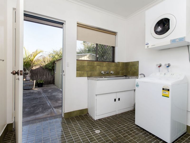 12 Dame Pattie Circuit, West Lakes SA 5021