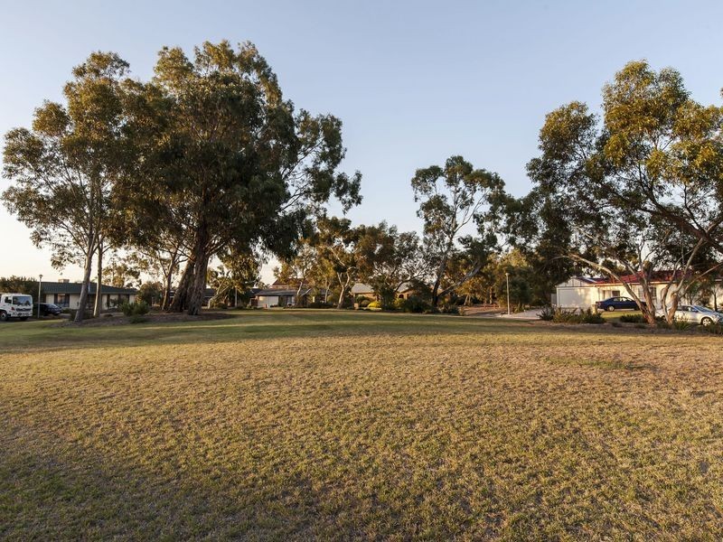 12 Dame Pattie Circuit, West Lakes SA 5021