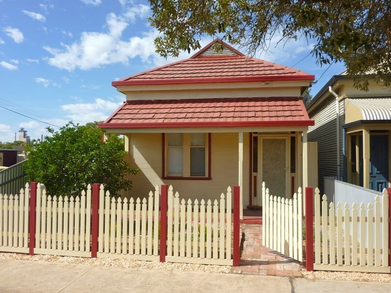 32 Mead Street, Birkenhead SA 5015