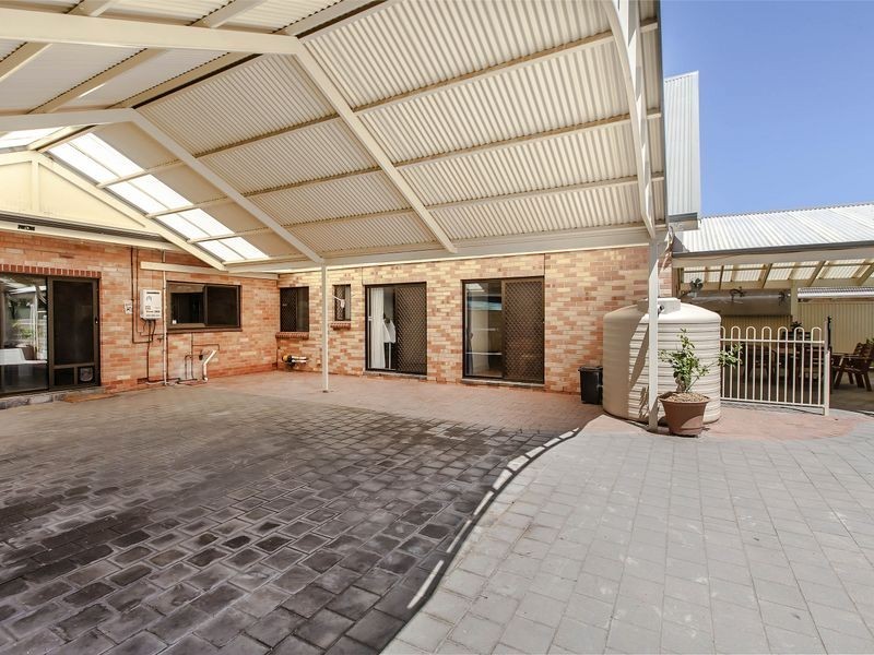 2 Sinclair Street, Grange SA 5022