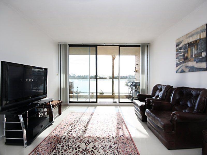 10/70 Military Road, Tennyson SA 5022