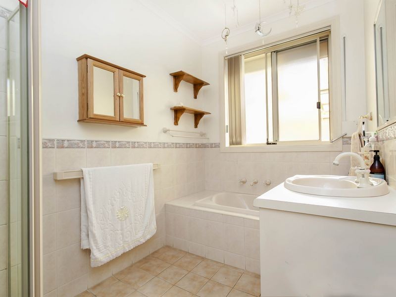 2a Martins Road, Seaton SA 5023