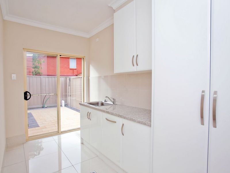 21 Antigua Grove, West Lakes SA 5021